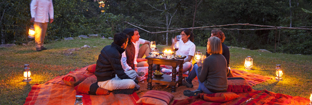 Lovebirds: A Guide to Exploring Peru as a Two