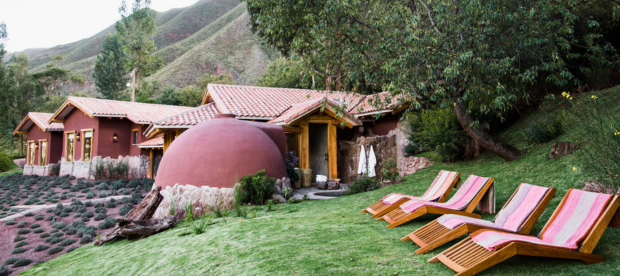 images are referential